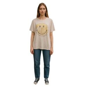 Aerie Women’s Oversized Smiley Graphic Boyfriend T-Shirt "Find Your Joy" Beige M